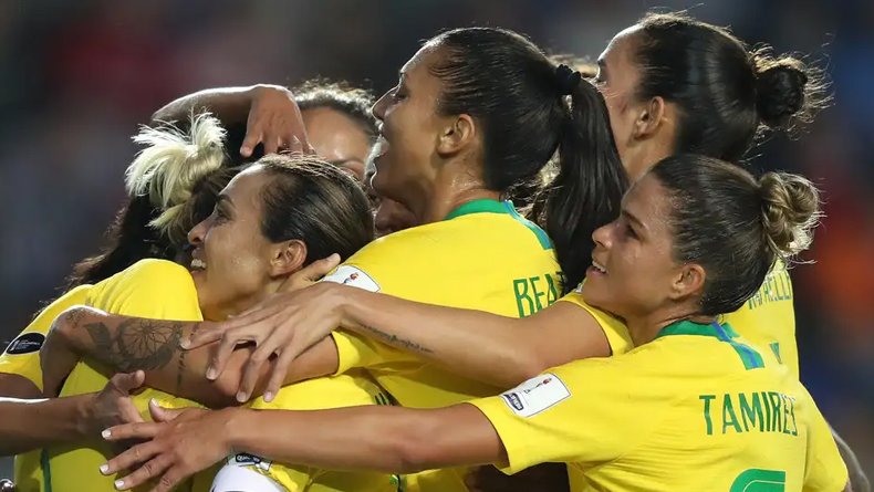 Seleção Brasileira Feminina pode vir ao Piauí para reinauguração do Albertão