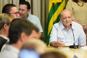 Prefeito Silvio Mendes tem primeira reunião do ano com secretários municipais da gestão