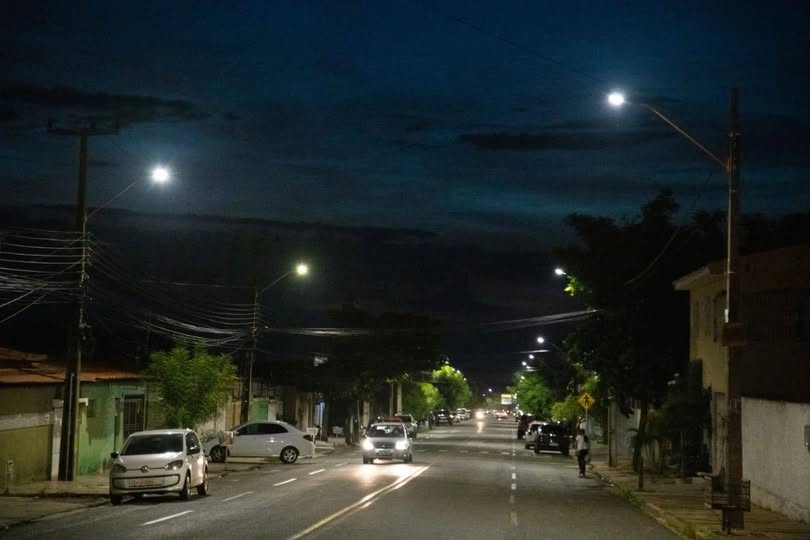 Com mais de 4,8 mil atendimentos mensais, iluminação pública de Teresina avança em agilidade e cobertura