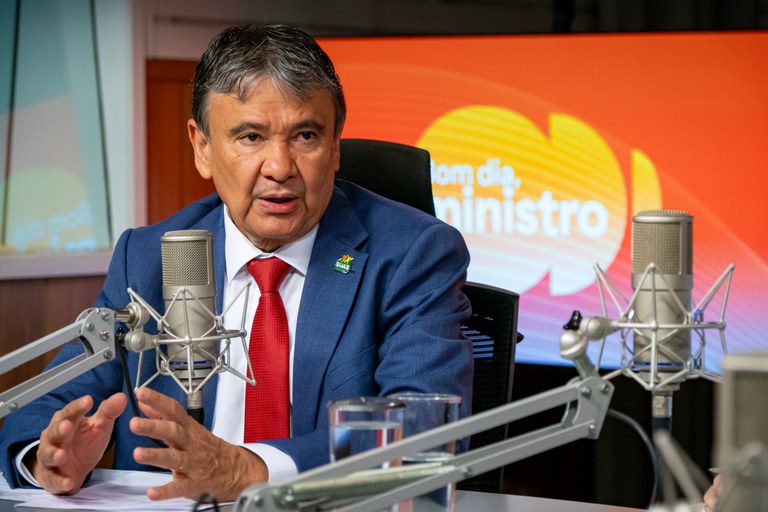 Em entrevista ao “Bom Dia, Ministro”, Wellington Dias destaca expansão do Gás do Povo e proteção às famílias de baixa renda