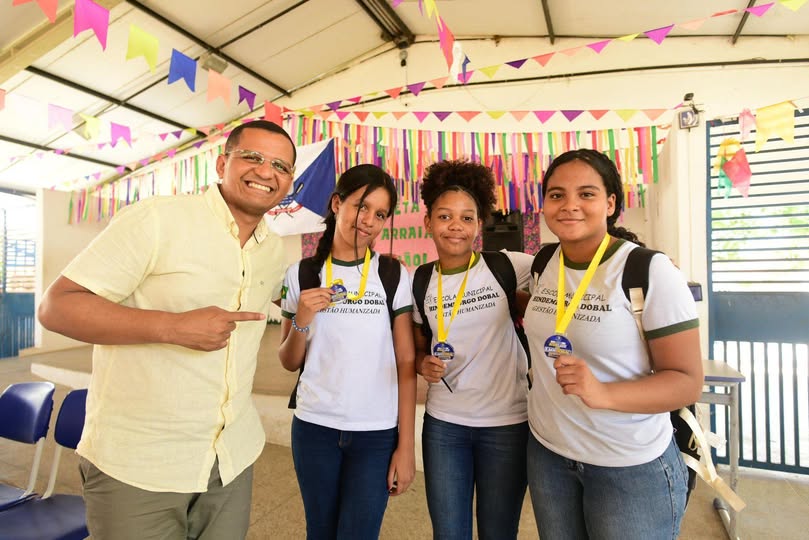 Com secretário Ismael, Teresina lidera educação no Nordeste e entra no Top 3 do País