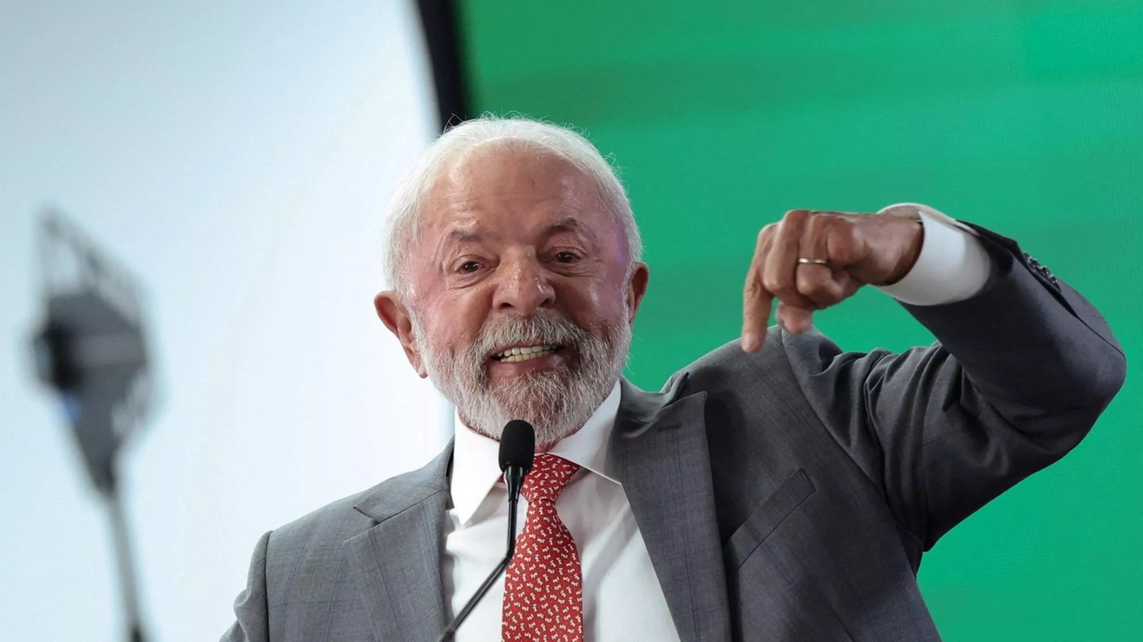 Lula é APROVADO por 46,6% e DESAPROVADO por 51,4%, diz Pesquisa Meio/Ideia