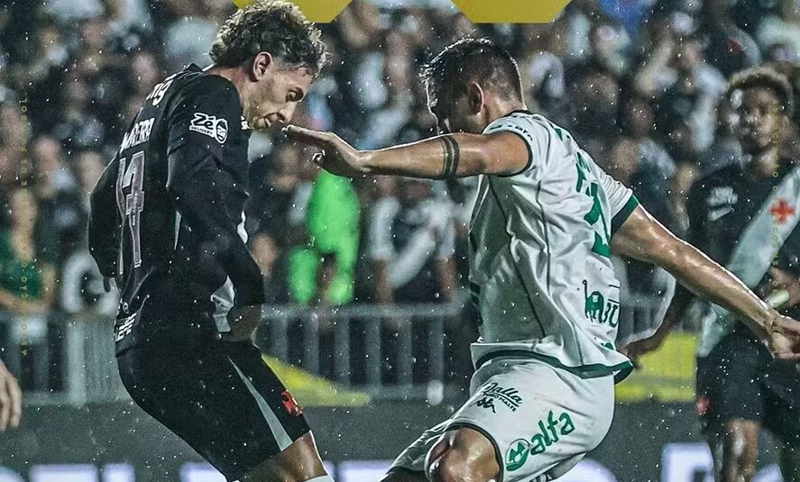 Vasco domina a Chapecoense, mas fica no empate pelo Brasileirão