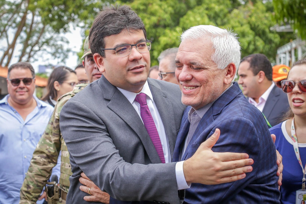 Themístocles não guarda rancor e subirá no palanque de Rafael Fonteles, diz João Madison