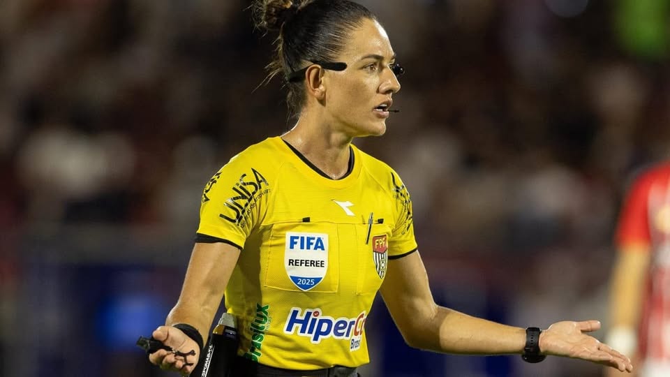 Daiane Muniz apita Palmeiras x São Paulo pela semifinal do Paulistão no domingo (1ª)