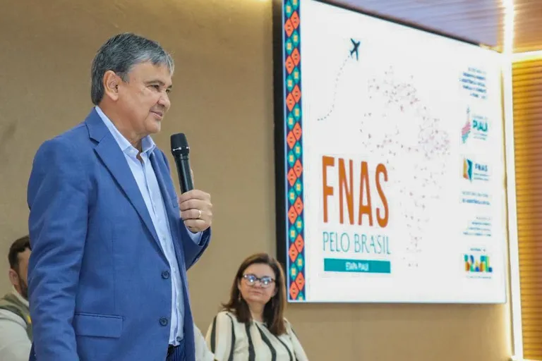 Ministro Wellington Dias participa de capacitação sobre Fundo Nacional da Assistência Social no Piauí