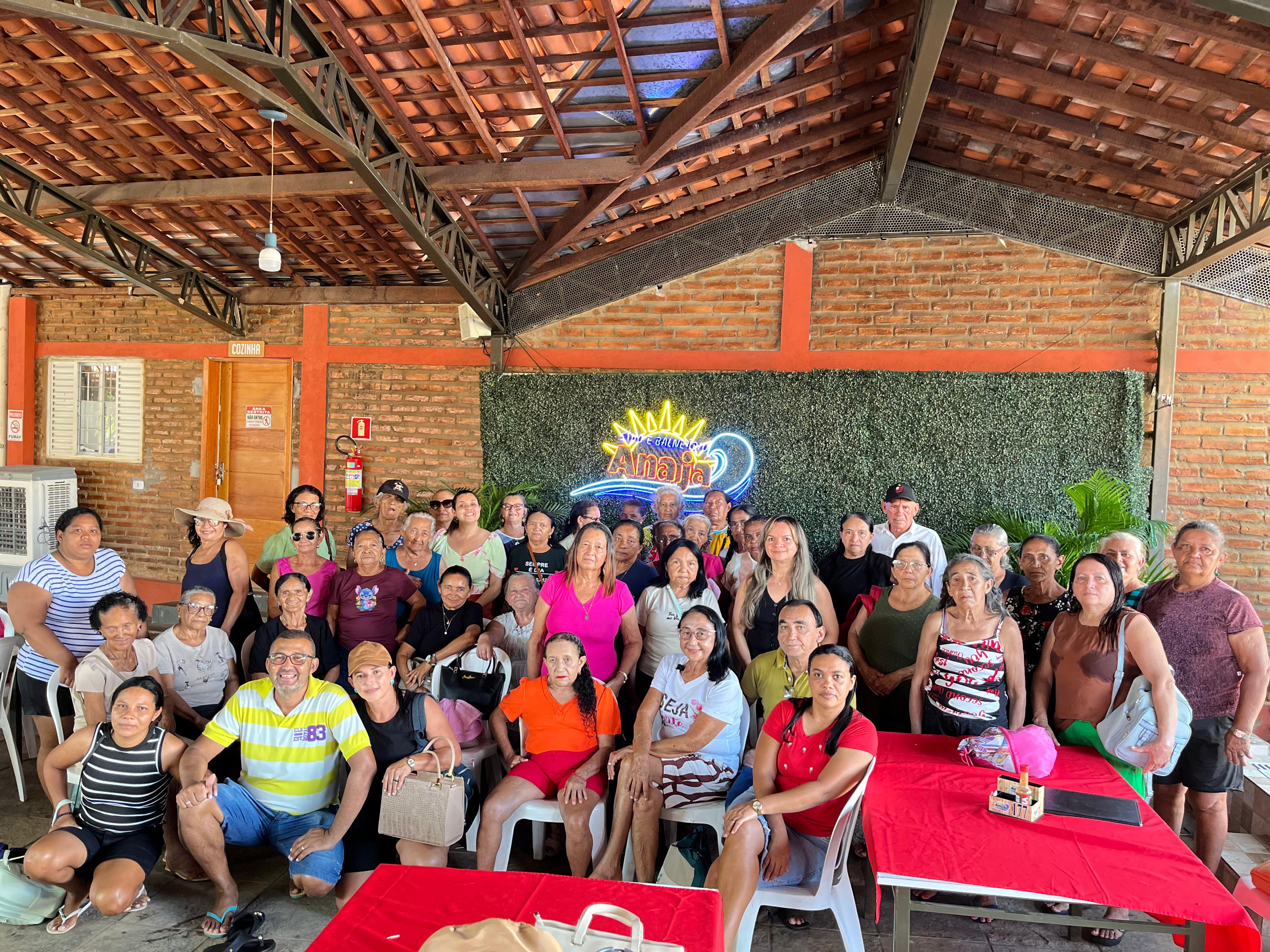 Olho D’Água do Piauí promove passeio especial e fortalece convivência entre idosos