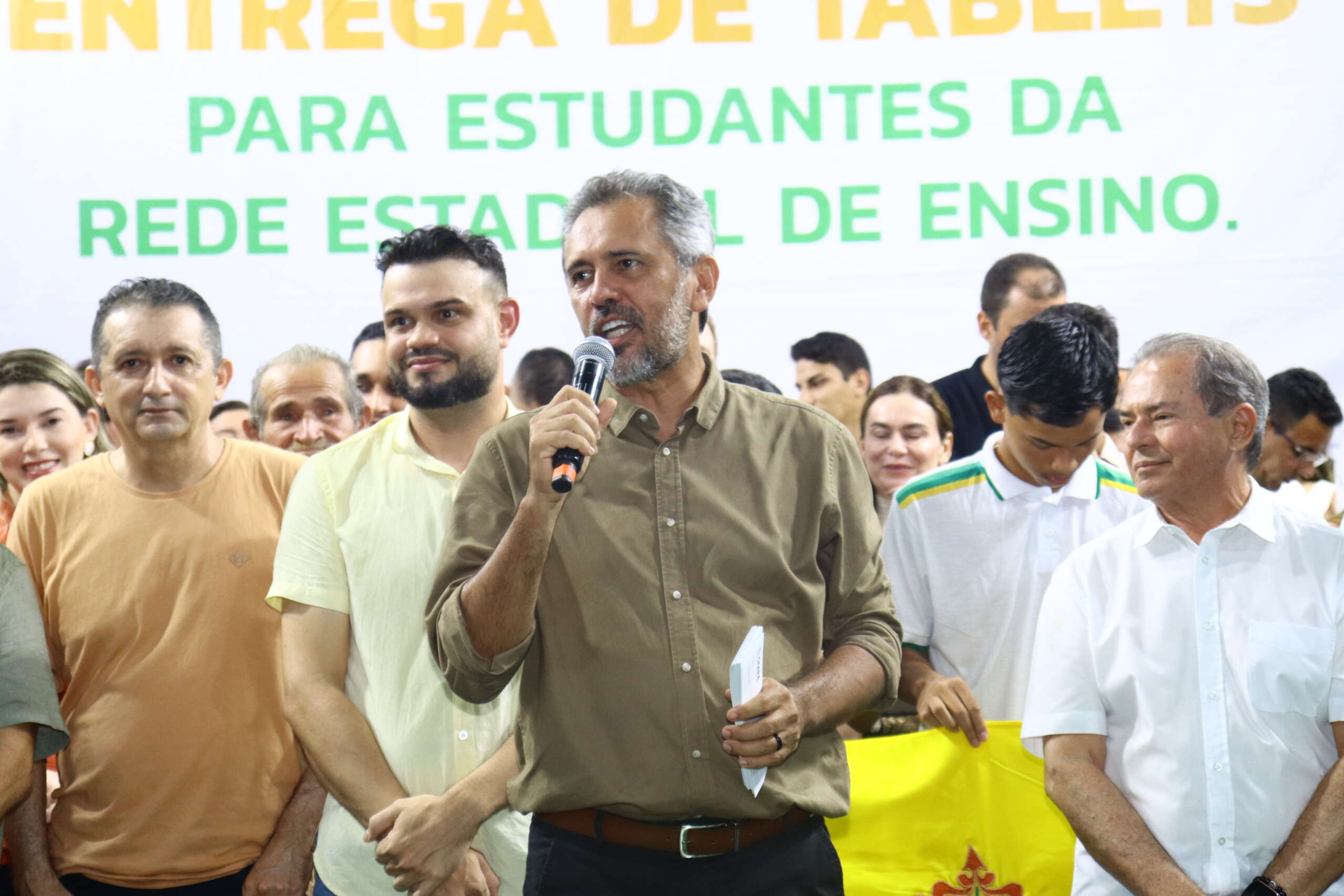 Governador cearense defende posse do território de litígio entre PIxCE:  PGE se manifesta