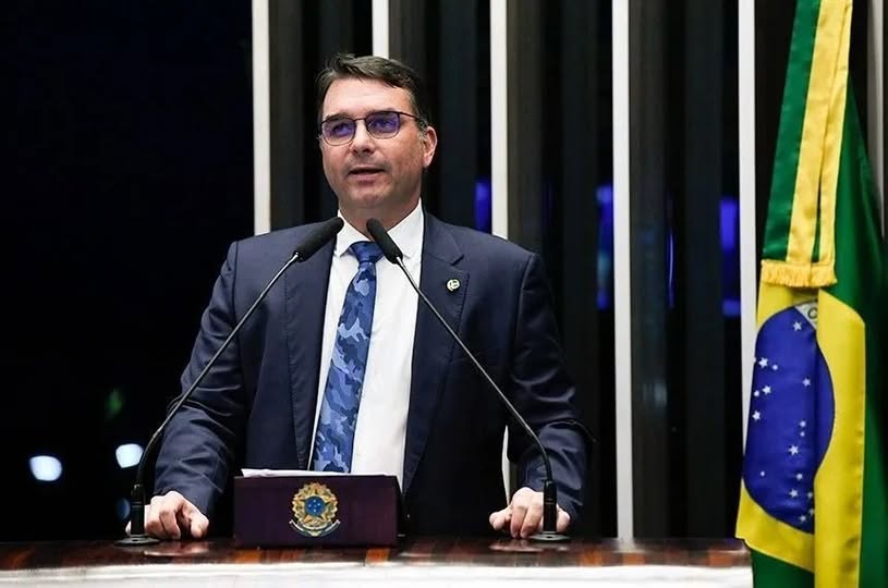Datafolha: 88% dos eleitores de Flávio Bolsonaro apoiam candidatura após “Dark Horse”
