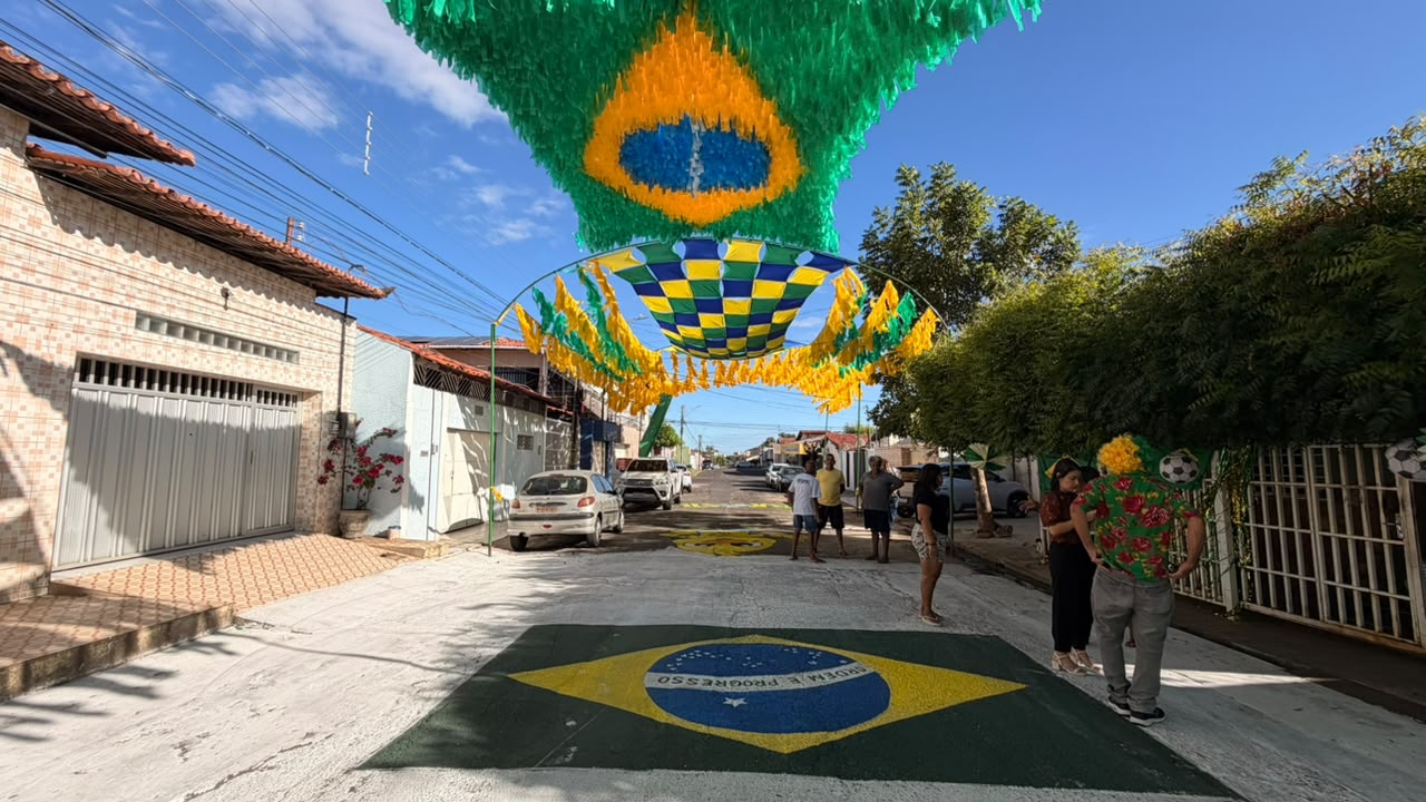 Guia da Copa: Rua no Monte Castelo mantém tradição e ganha decoração especial