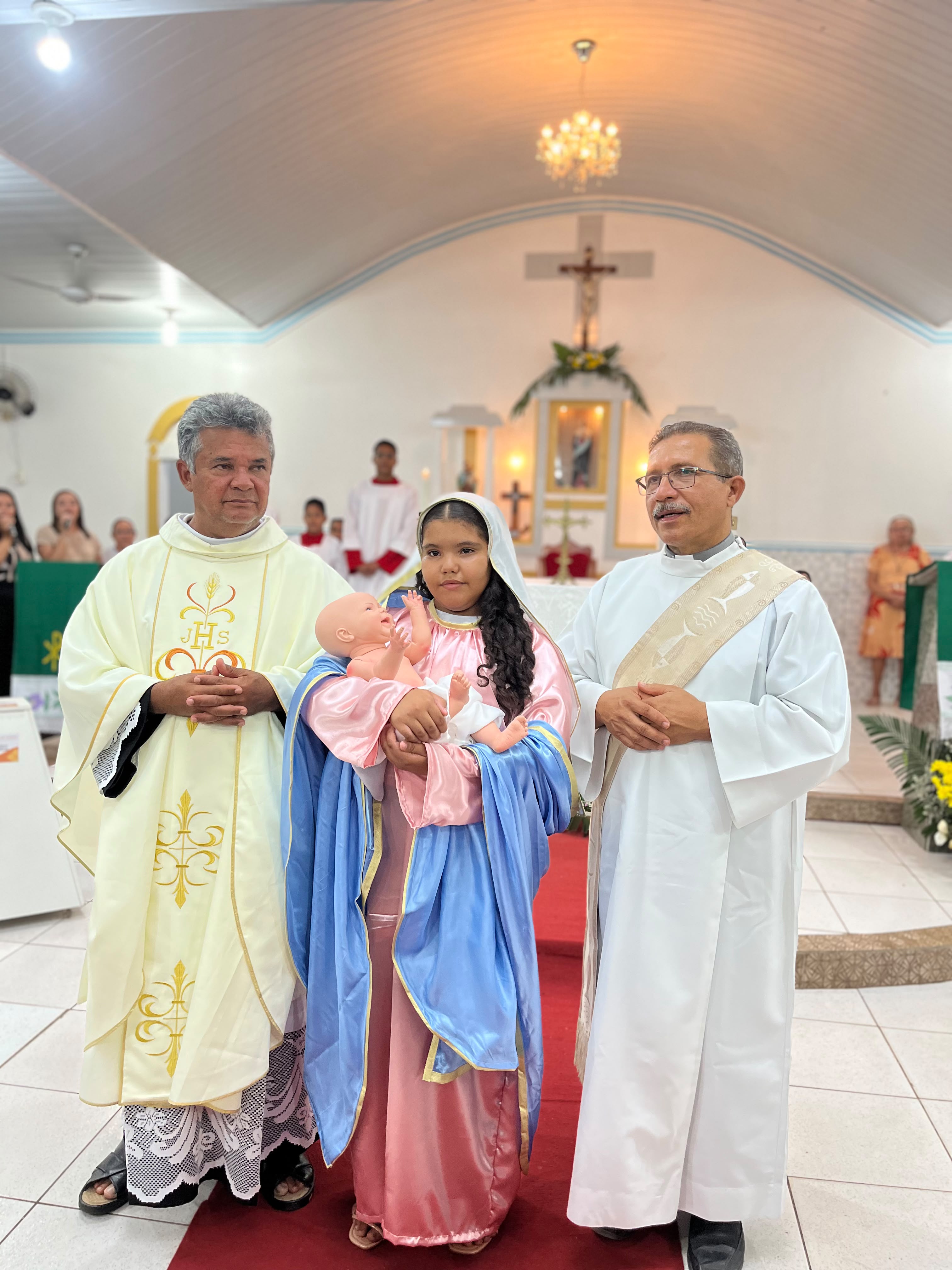 Quinta noite do Festejo de Olho D'Água do Piauí reúne  fé, devoção e muita animação
