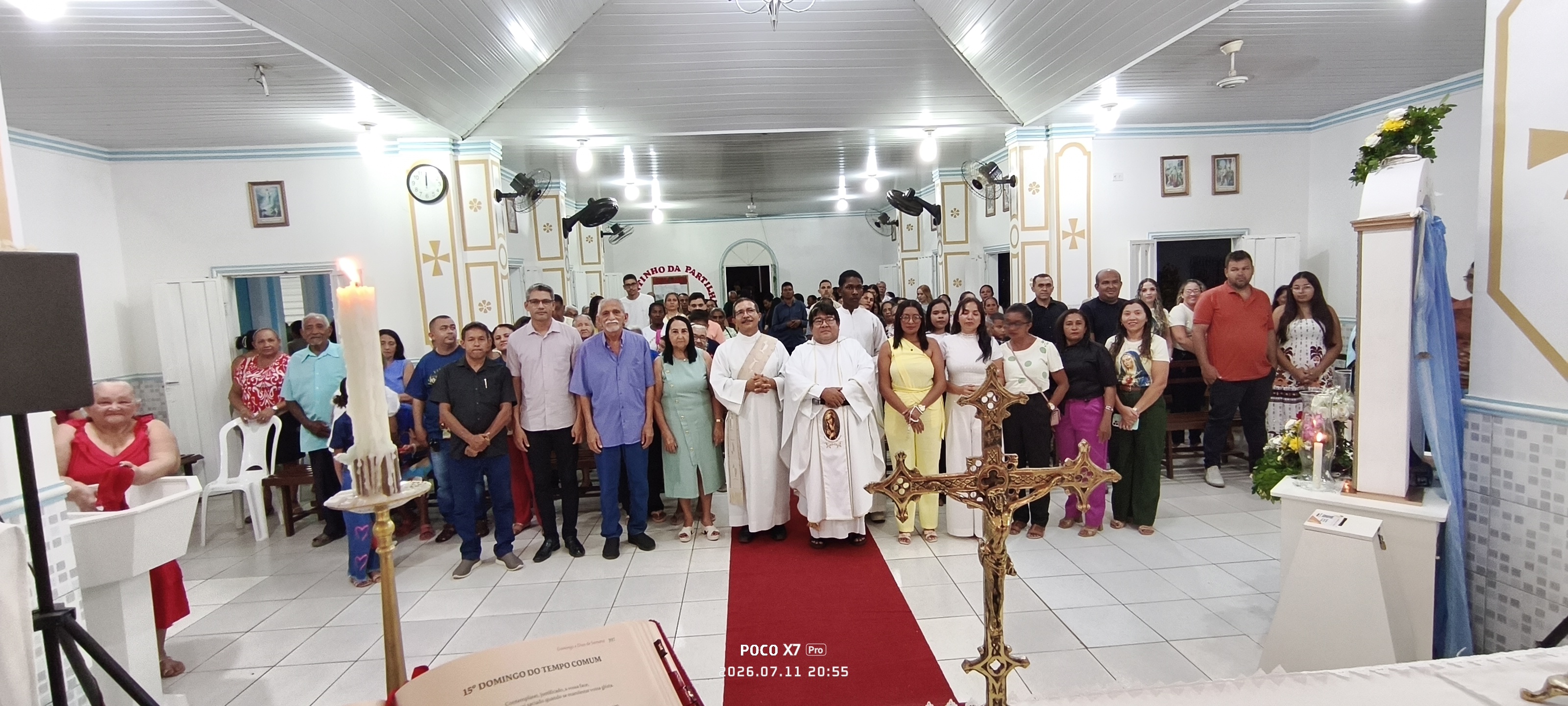 Missa, leilão e grandes shows marcam a sexta noite do Festejo de Nossa Senhora das Dores em Olho D'Água do Piauí