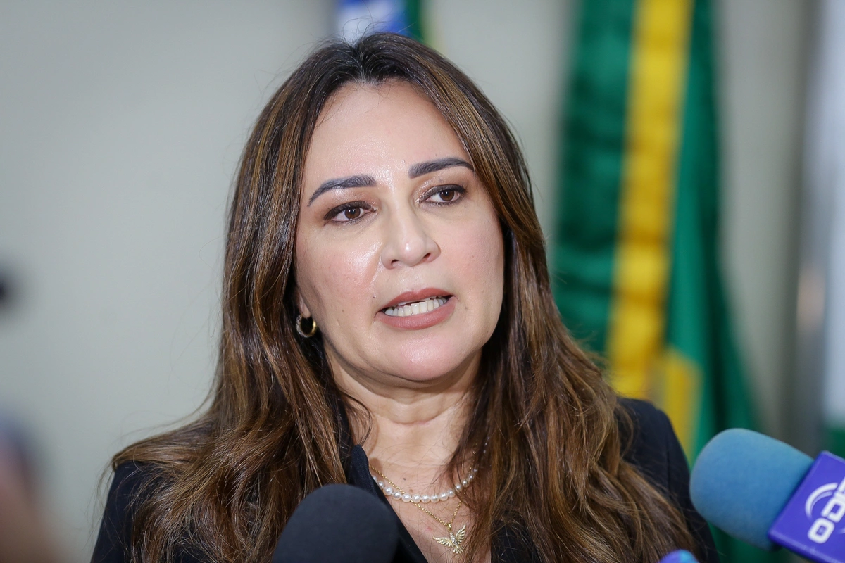 Justiça Federal declara prescrição de sanções contra conselheira Rejane Dias em ação de improbidade