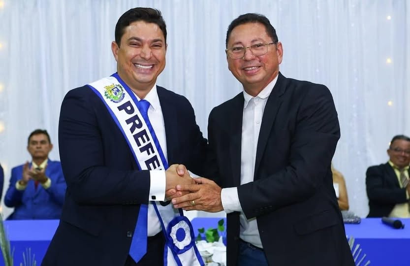 Dr. Aderson Filho toma posse como o novo Prefeito da cidade de Socorro do Piauí – Folha Piauí