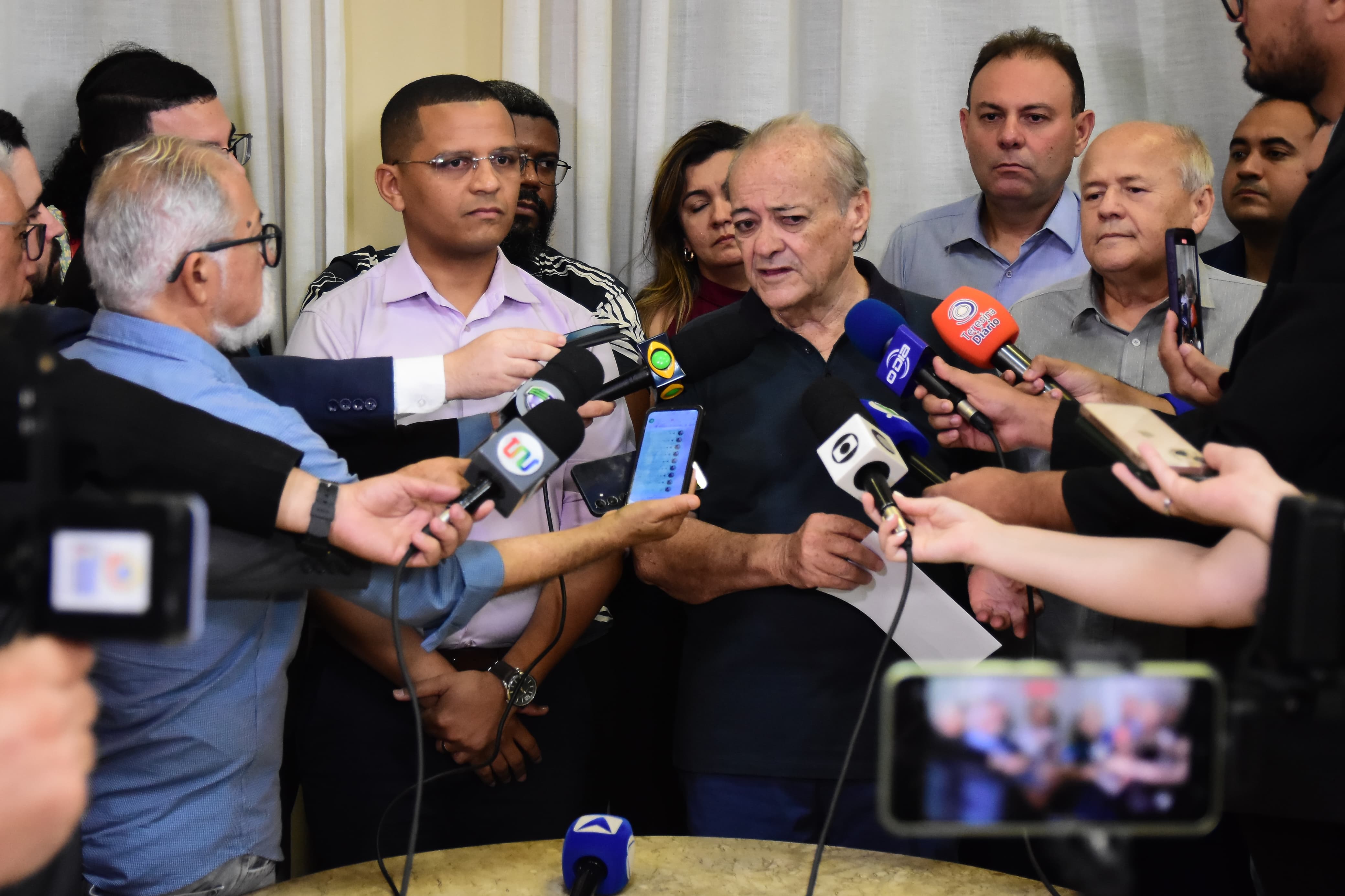 O prefeito Silvio Mendes anunciou nesta quarta-feira (08), a convocação 311 aprovados no concurso da Secretaria Municipal de Educação