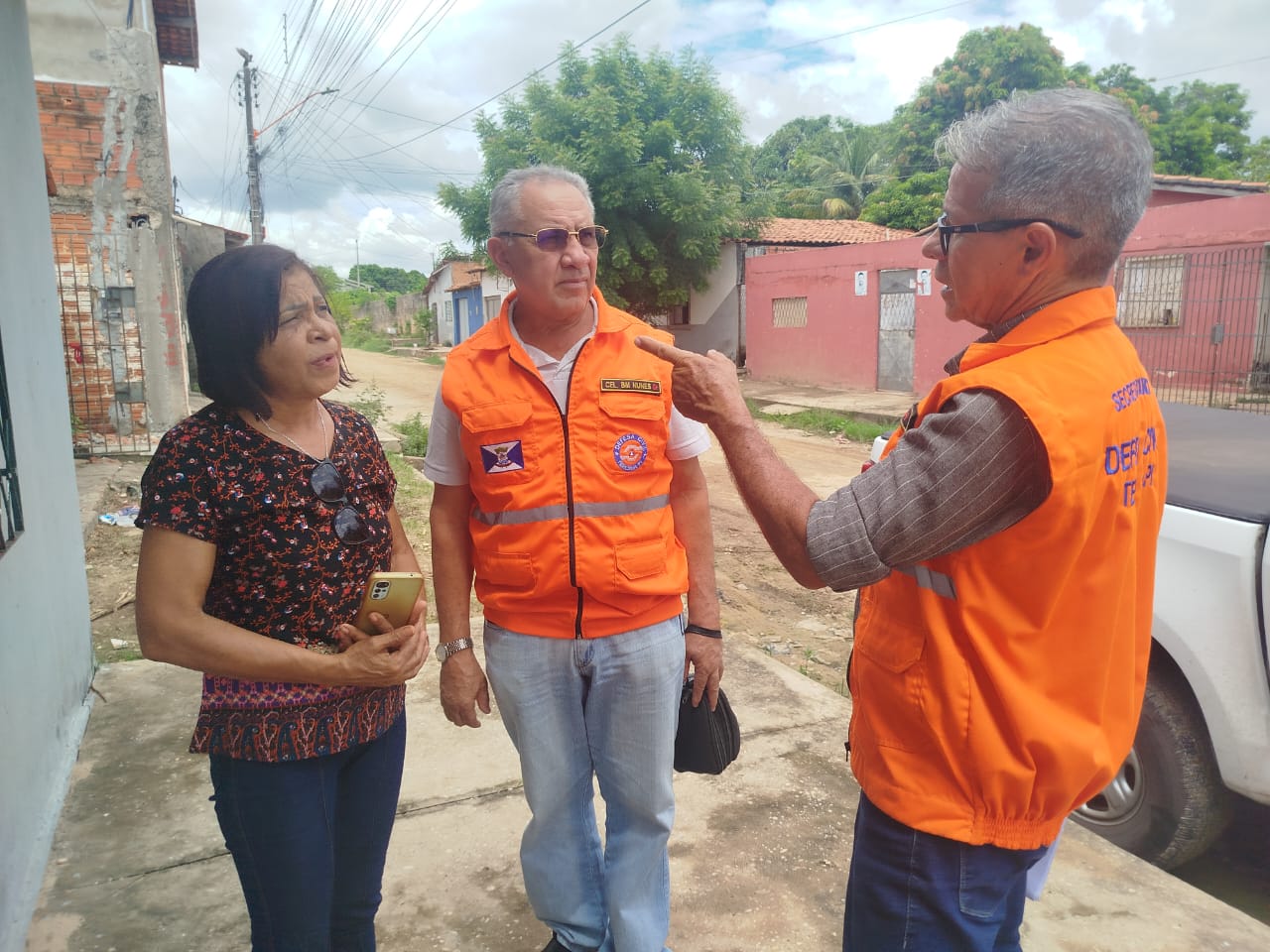 Zona Sudeste: famílias em situação de vulnerabilidade recebem visita da Defesa Civil de Teresina