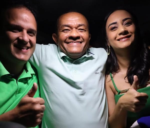 Prefeito Professor Adriano, reajusta o piso salarial dos professores da Rede Municipal de Amarante – Folha Piauí