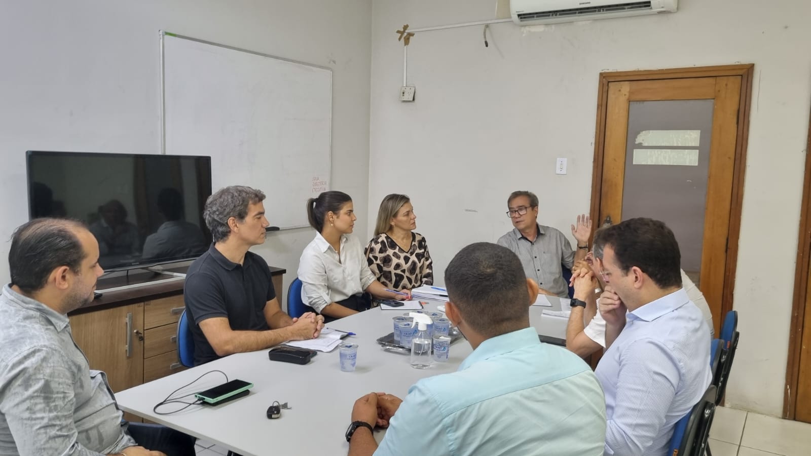 Gestão municipal mobiliza superintendentes para tratar dos danos causados às vias públicas pela empresa Águas de Teresina