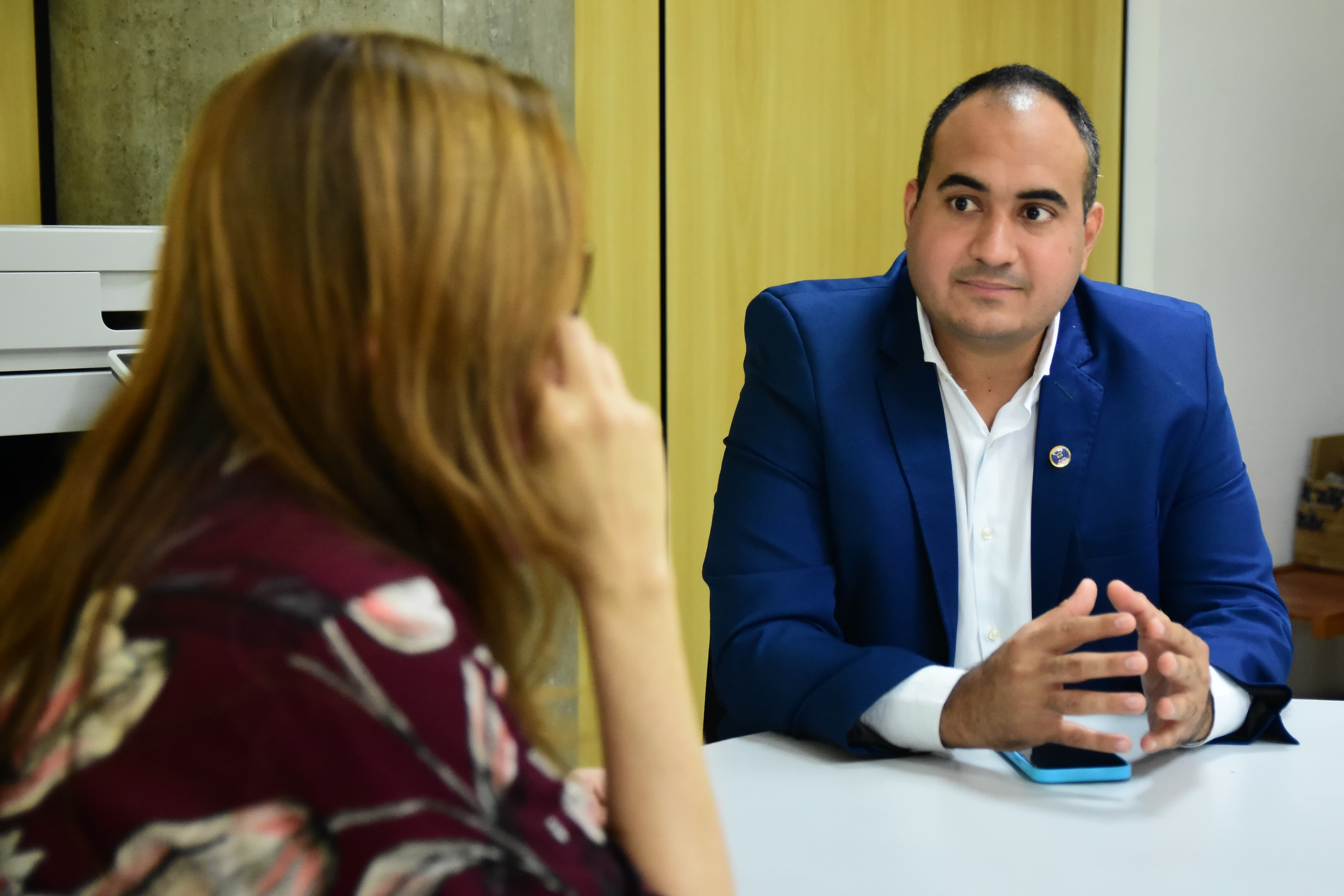 Secretário de Comunicação representa prefeito em doação de equipamentos de informática para Teresina