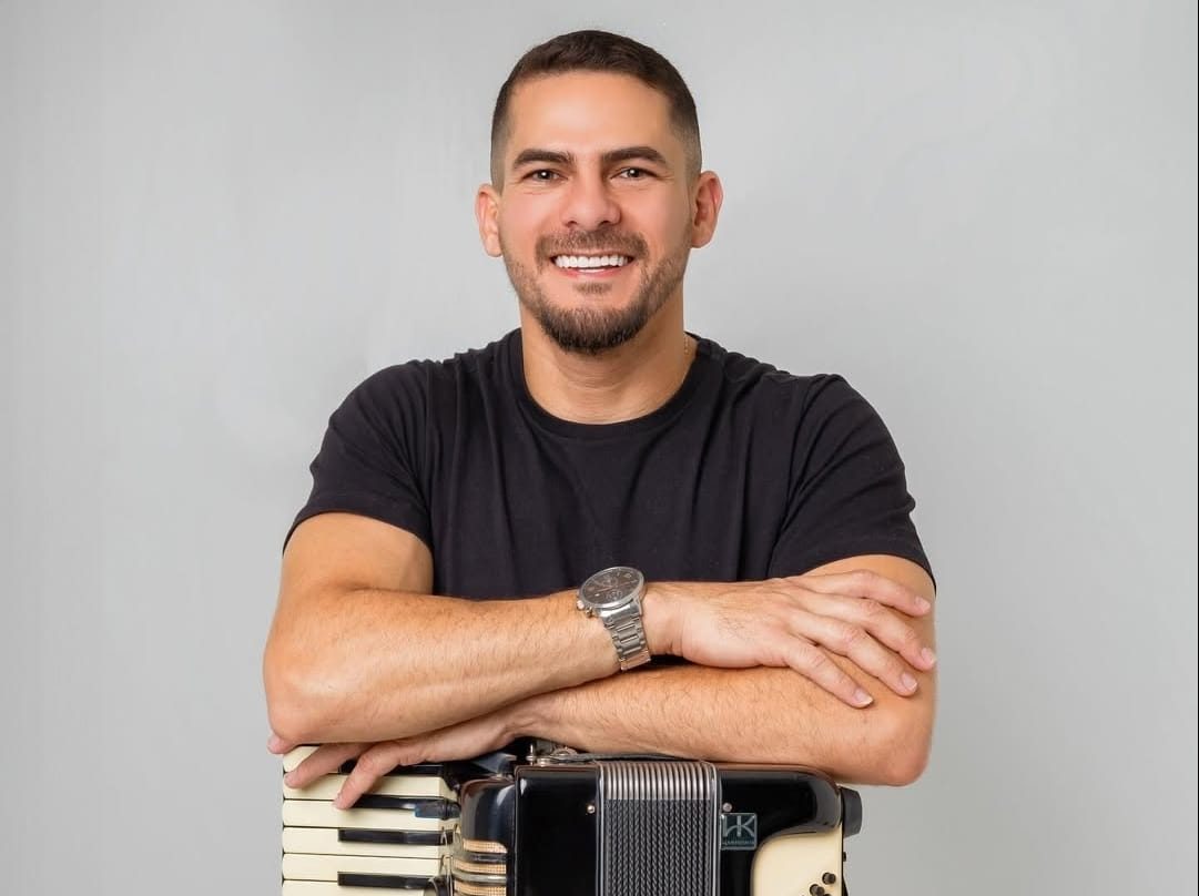 Pinto Sanfoneiro abre hoje (20) a programação musical da semana no Vila Rodeio