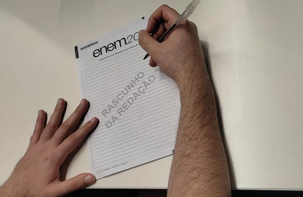Inspire-se: Veja redações nota 1000 no enem 2024