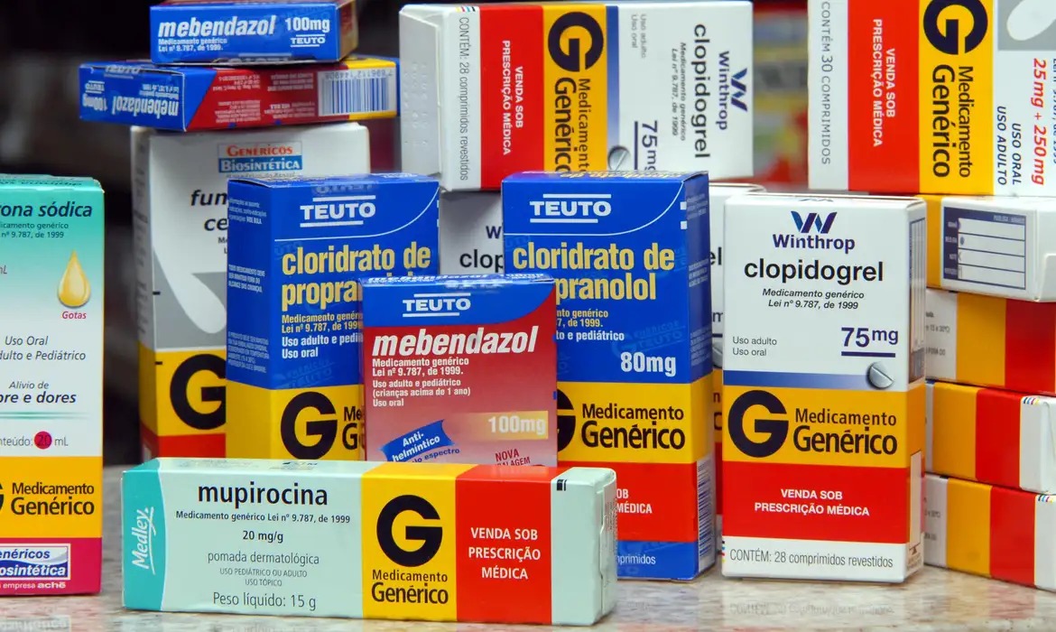 Governo autoriza aumento de até 5,06% no preço de medicamentos a partir desta segunda (31)