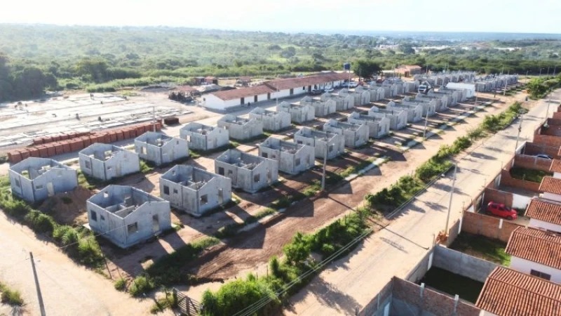 Floriano anuncia investimentos e obras nos primeiros 100 dias de gestão