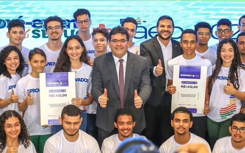 Estudantes da rede pública já podem solicitar isenção da taxa do Enem 2025