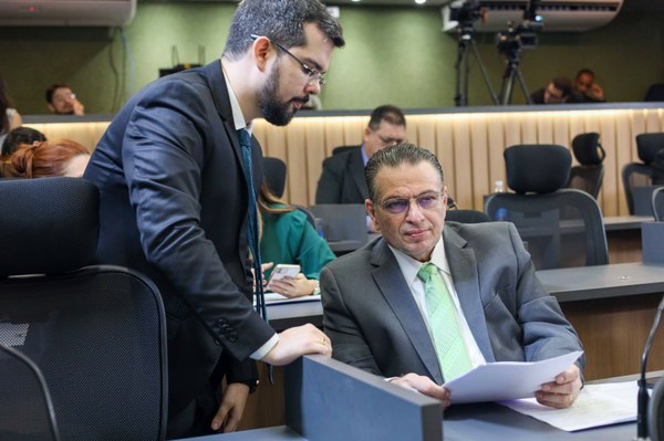 Chico Lucas diz estranhar Gessivaldo Isaías não ter votado pelo projeto Pacto pela Ordem