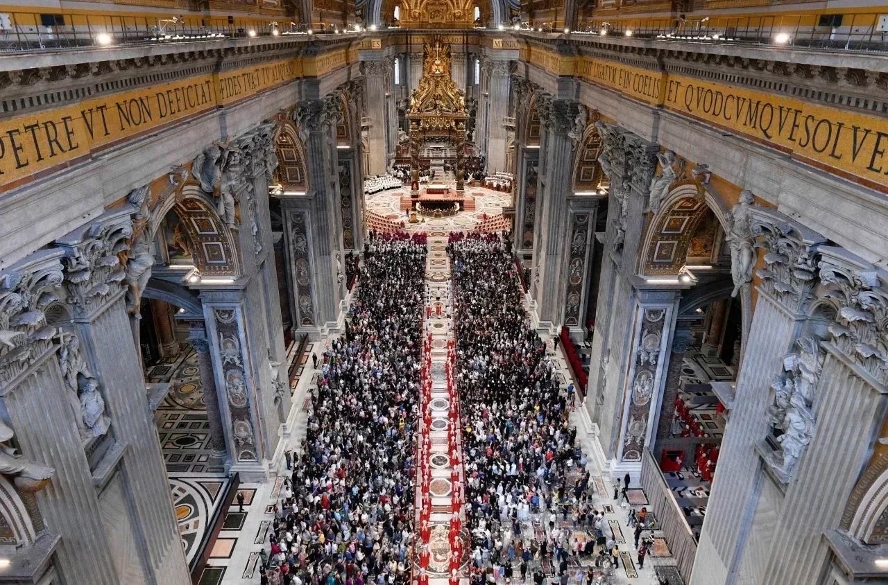 Em missa do conclave, cardeal pede ‘papa que a humanidade precisa’