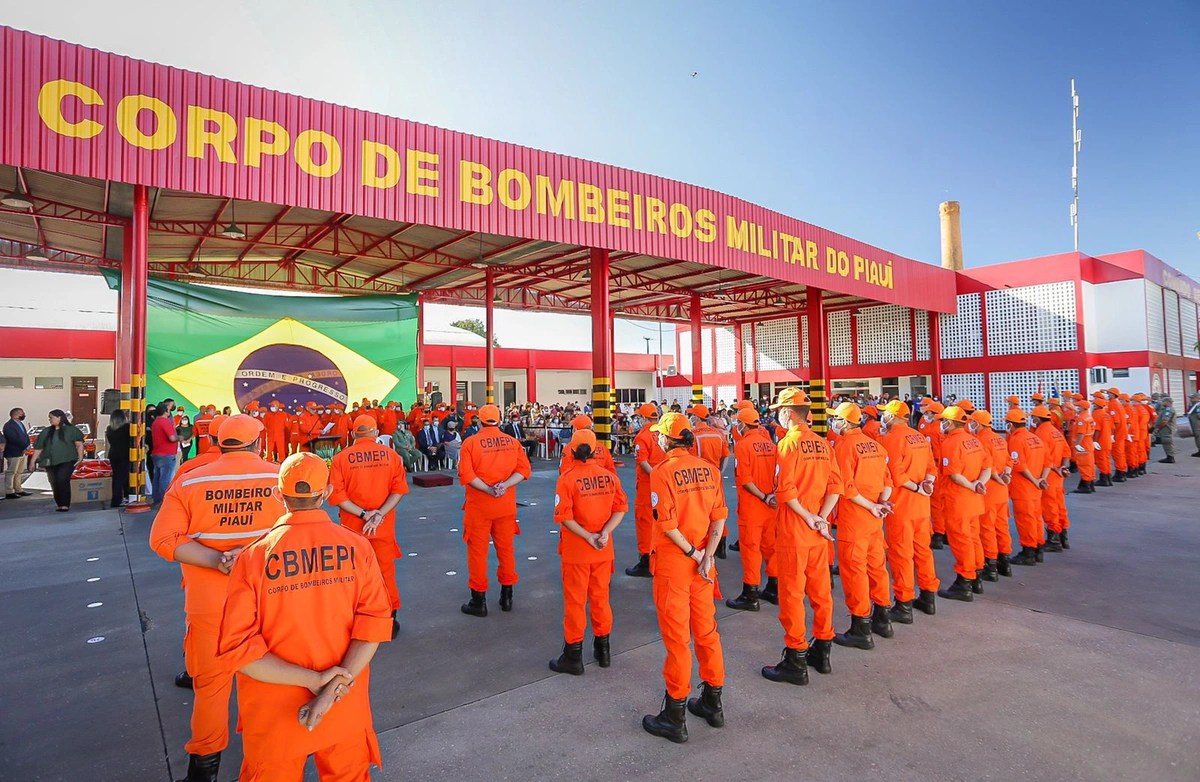 Governador entrega mais de R$ 10 milhões em novas viaturas e equipamentos para o Corpo de Bombeiros nesta quinta (22)