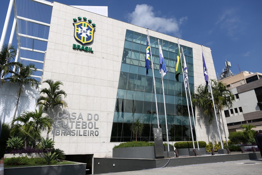 CBF e Seleção vivem domingo agitado com eleição e chegada de Ancelotti
