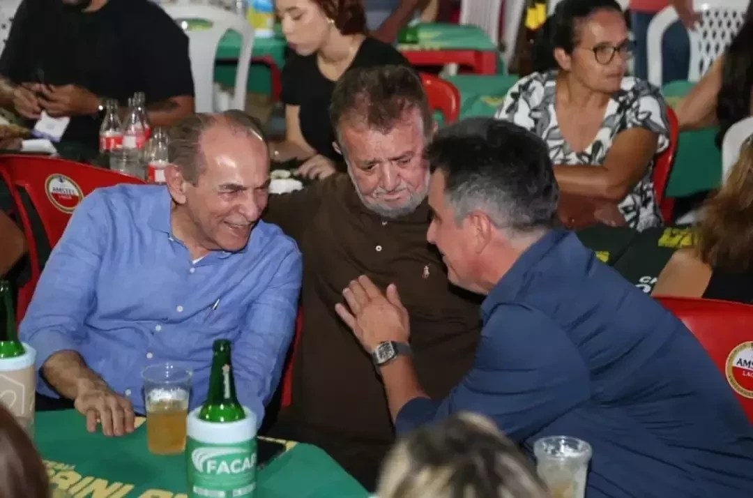 Marcelo Castro e Ciro Nogueira se encontram em festejo de Campo Maior e gera reação de Júlio César
