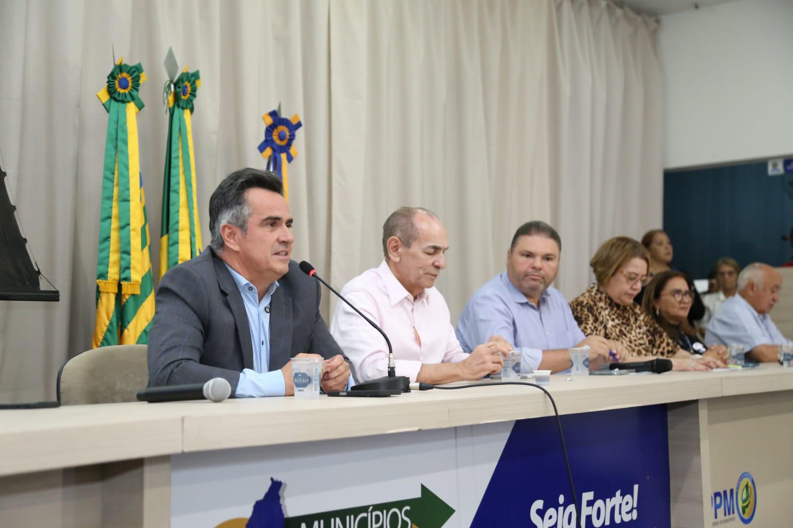 Senador Ciro Nogueira tem encontro com prefeitos na APPM e discute PEC 12/2022