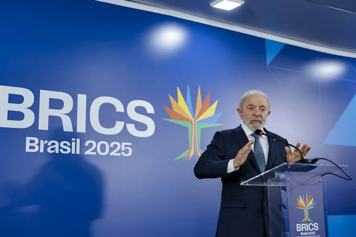 Pesquisa Quaest: 55% dos brasileiros dizem que Lula provocou Trump ao criticá-lo no Brics