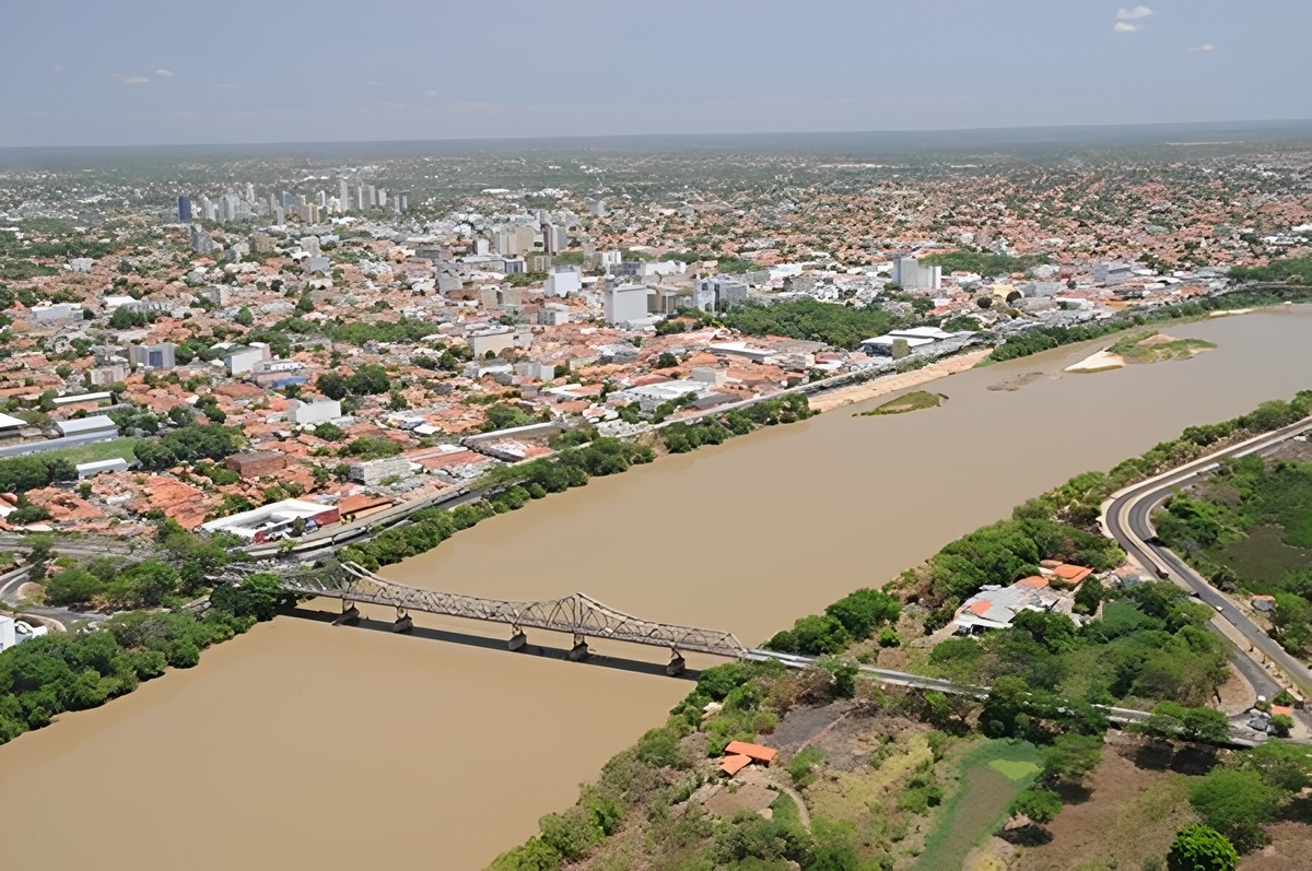 Rafael Fonteles e ministro Waldez Goés assinam resolução que destina quase R$ 1 bilhão para revitalização do Rio Parnaíba
