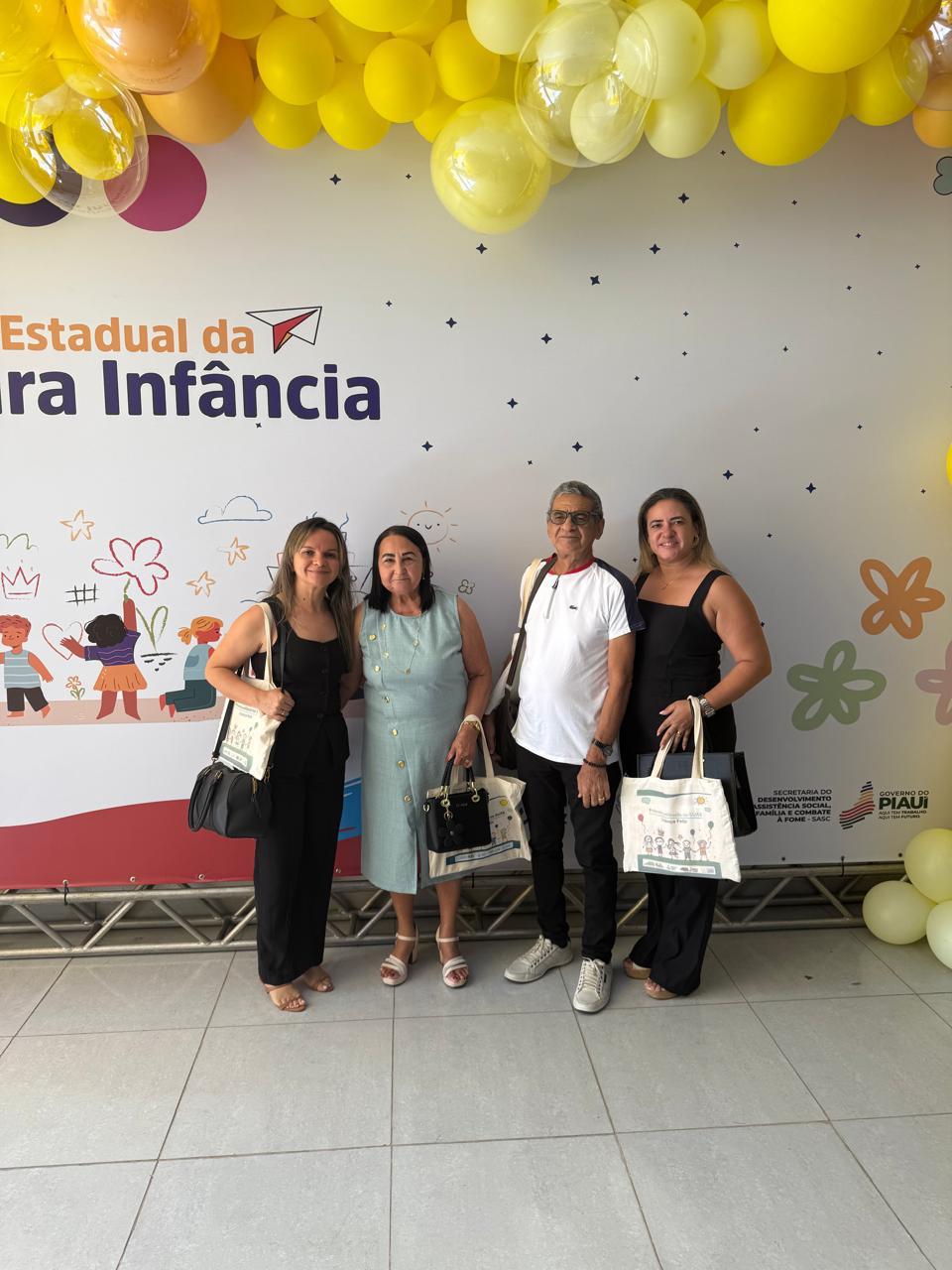 Secretária de Assistência Social de Olho D'Água do Piauí assina pacto pelo Criança Feliz
