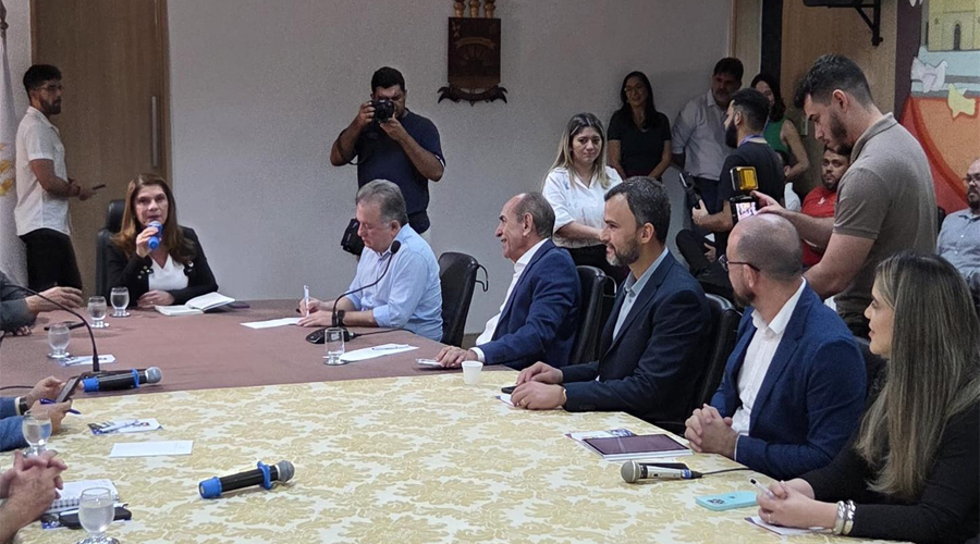 Senadores e deputados federais do Piauí não têm interesse em reunião com reitoria da UFPI