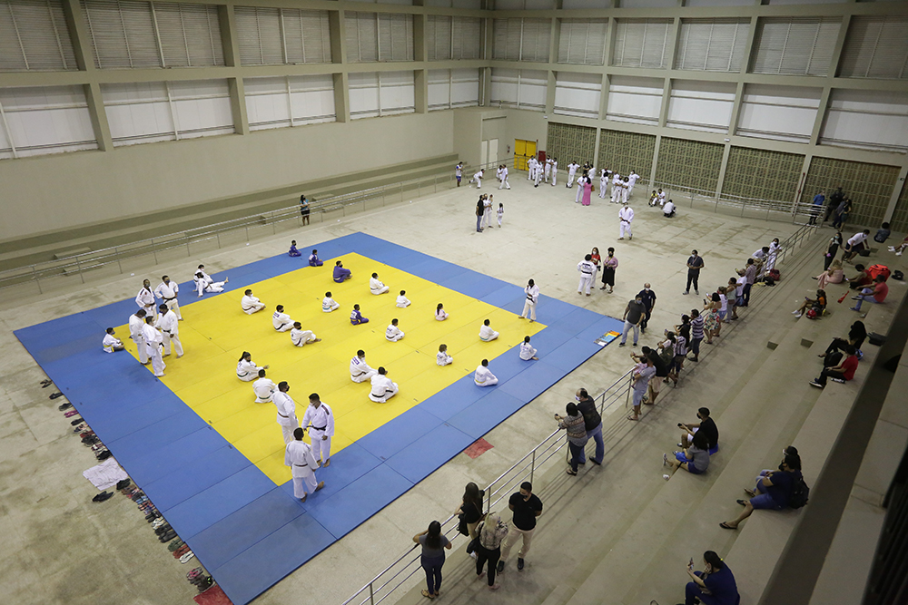 Mais de 100 atletas disputam a 1ª Copa Integrada de Taekwondo no Ginásio Sarah Menezes