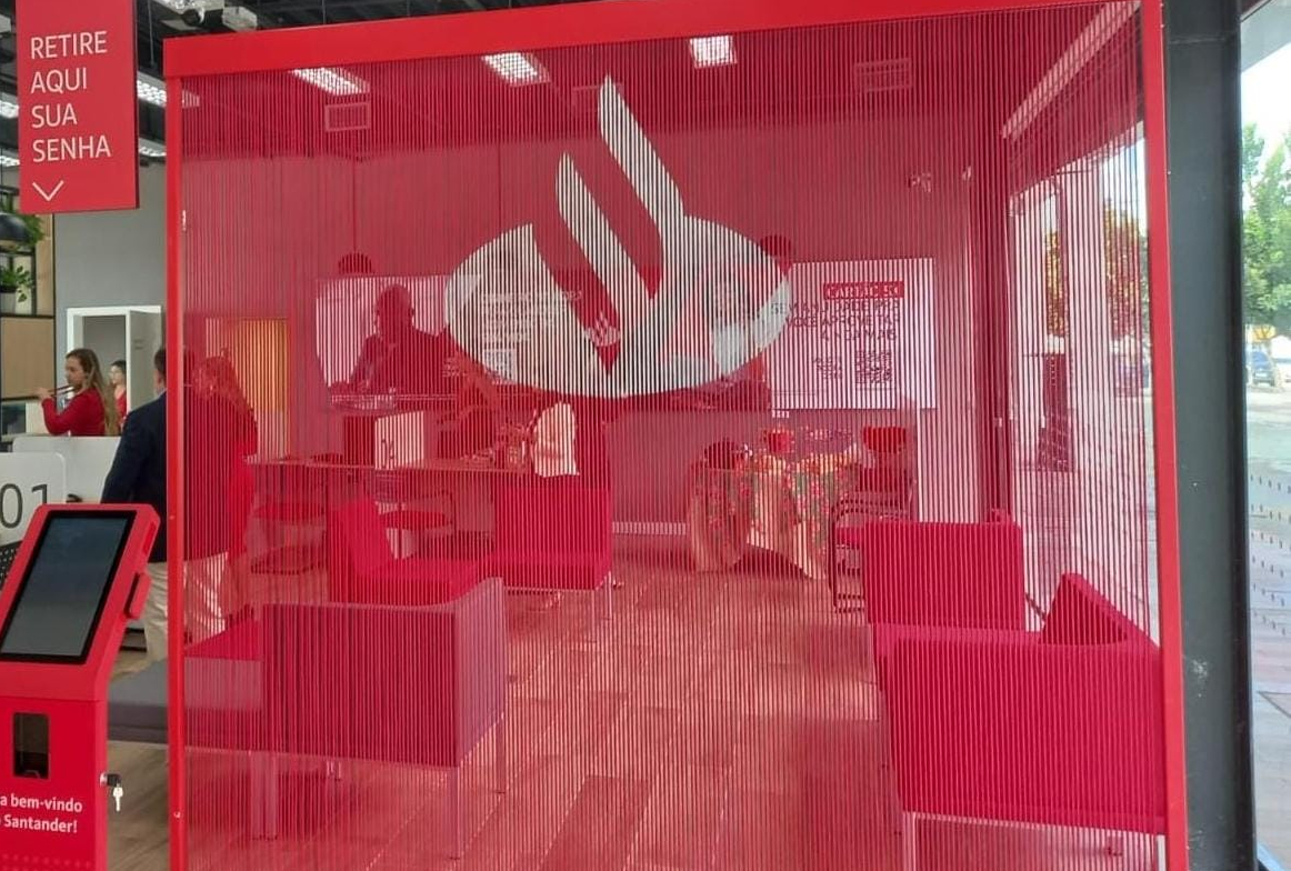 Com salário inicial de R$ 7 mil, Santander oferece vagas para especialistas em seguros e consórcios no Piauí