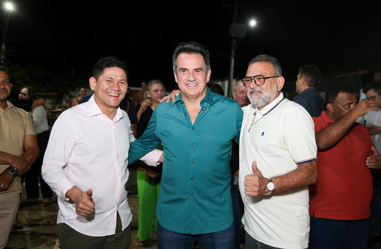 Ciro Nogueira participa do tradicional festejo de São Miguel Arcanjo em Miguel Alves