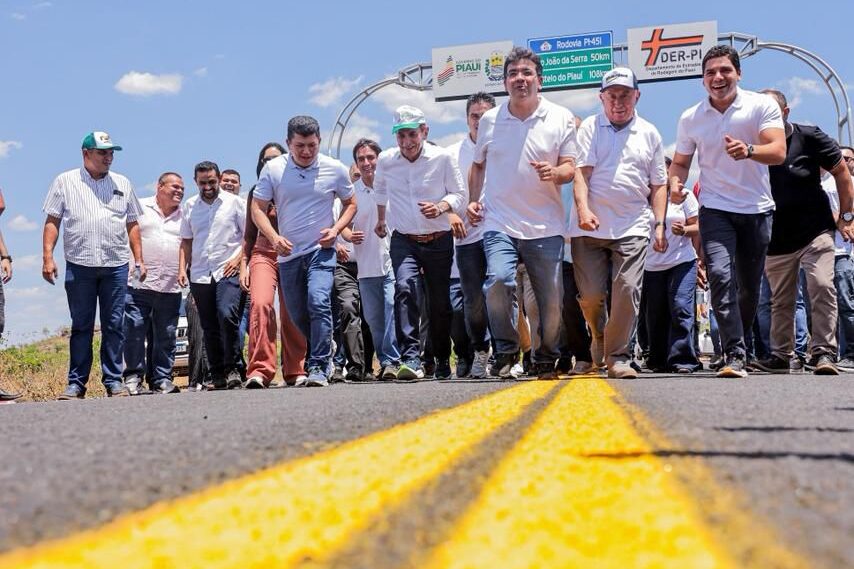 Governador inaugura rodovia que liga Alto Longá a Coivaras e a São João da Serra