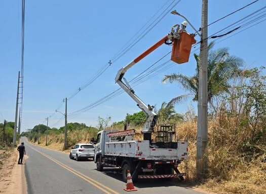 Prefeitura de Teresina resolve problema de iluminação na Taboca do Pau Ferrado