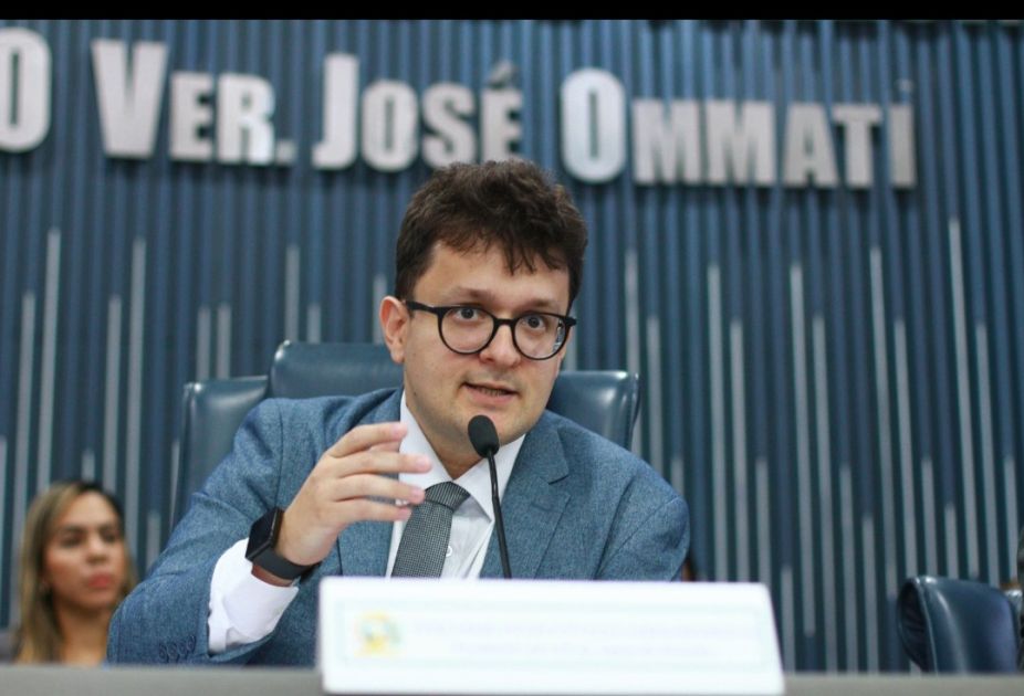 Petrus Evelyn propõe pagamento de multas de trânsito no cartão de crédito em Teresina