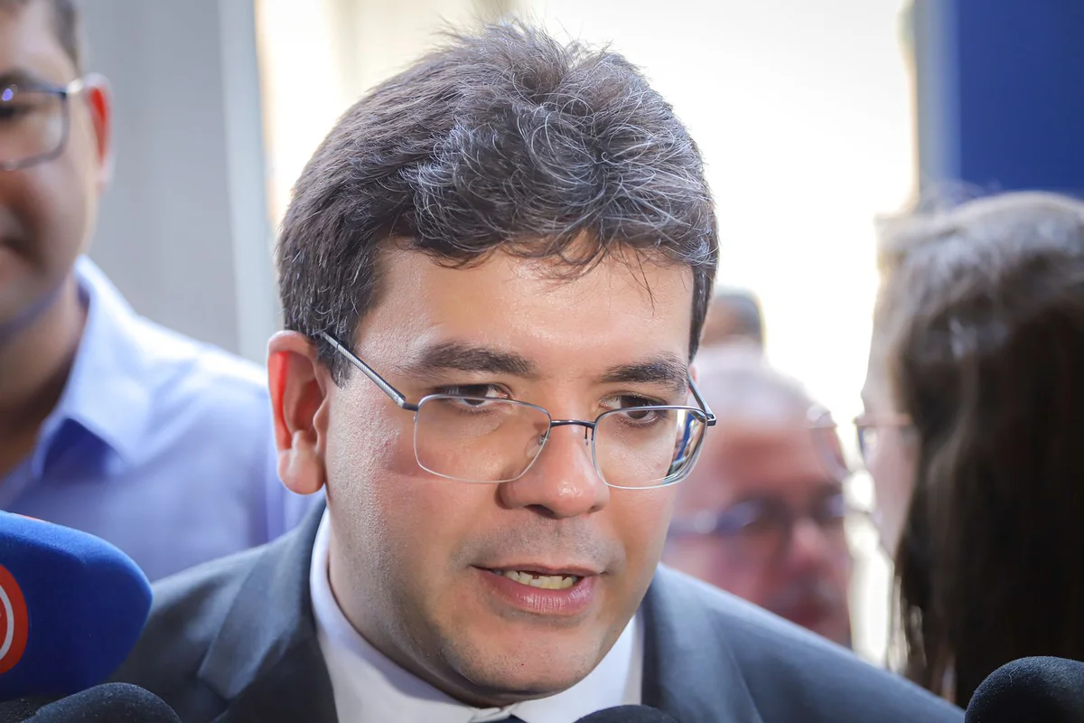 Rafael Fonteles sanciona lei para prevenir fraudes virtuais e fortalecer segurança digital