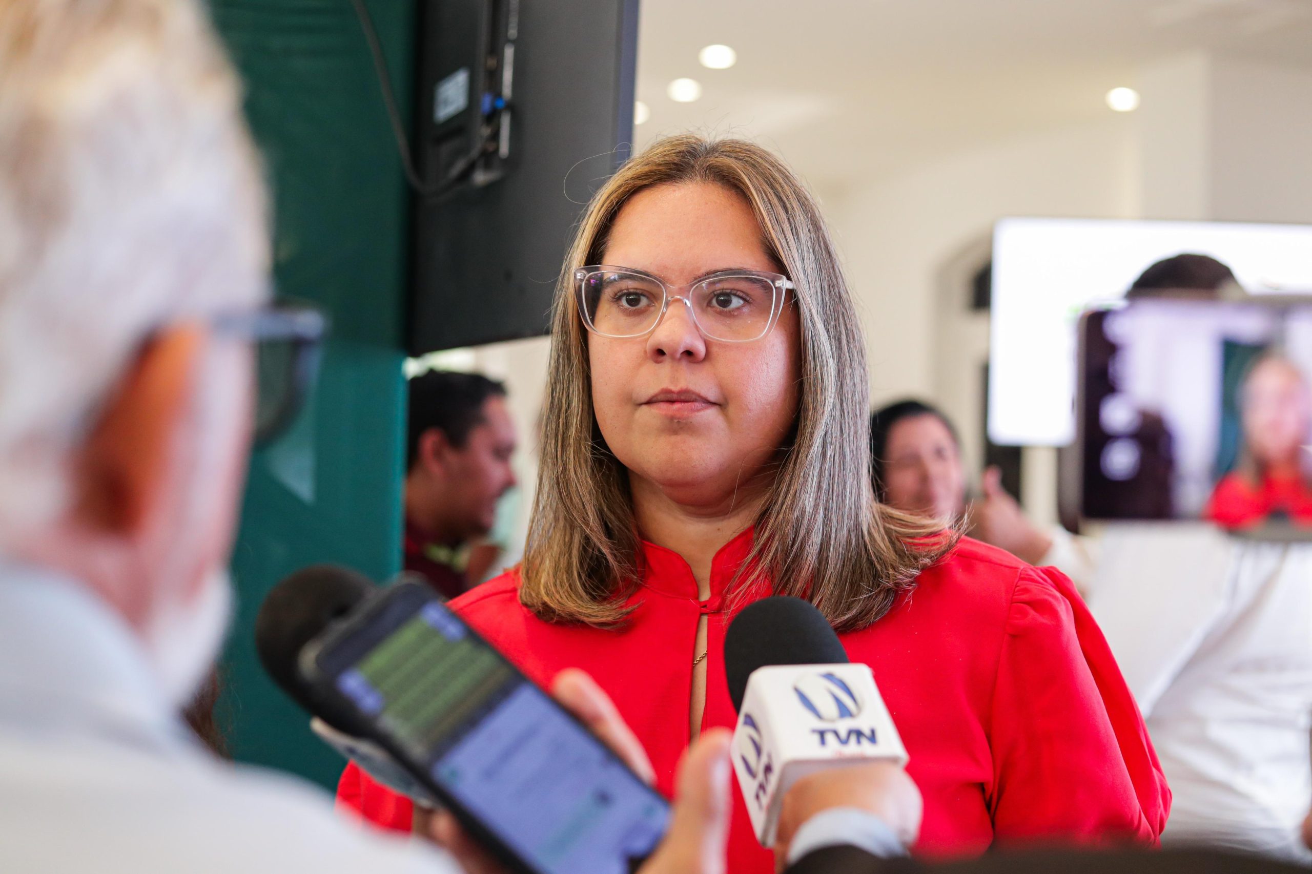 Detran-PI volta emissão impressa de CNHs após ajuste contratual, diz diretora