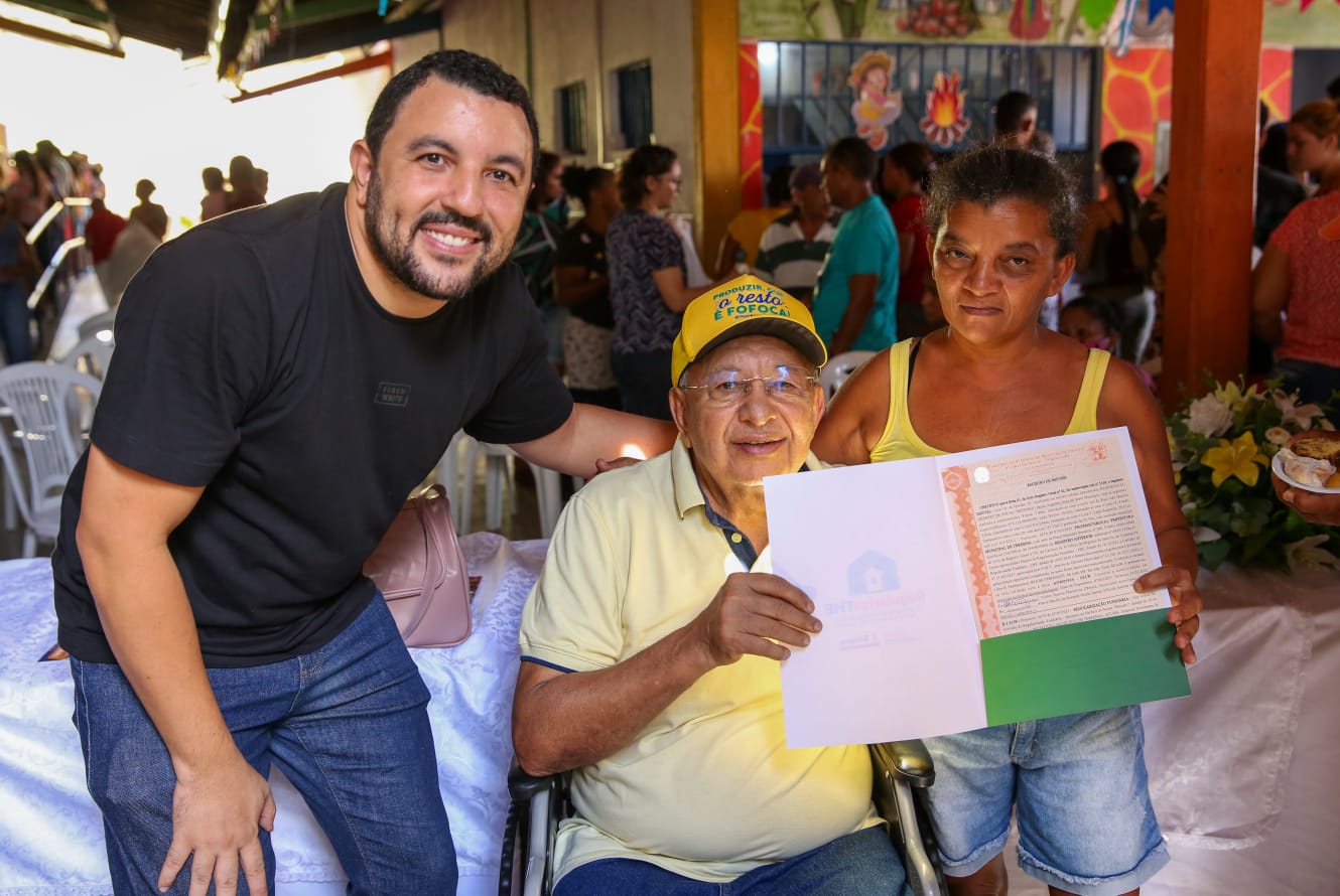 Prefeitura protocola processo de Regularização Fundiária do Residencial Monsenhor Chaves em cartório