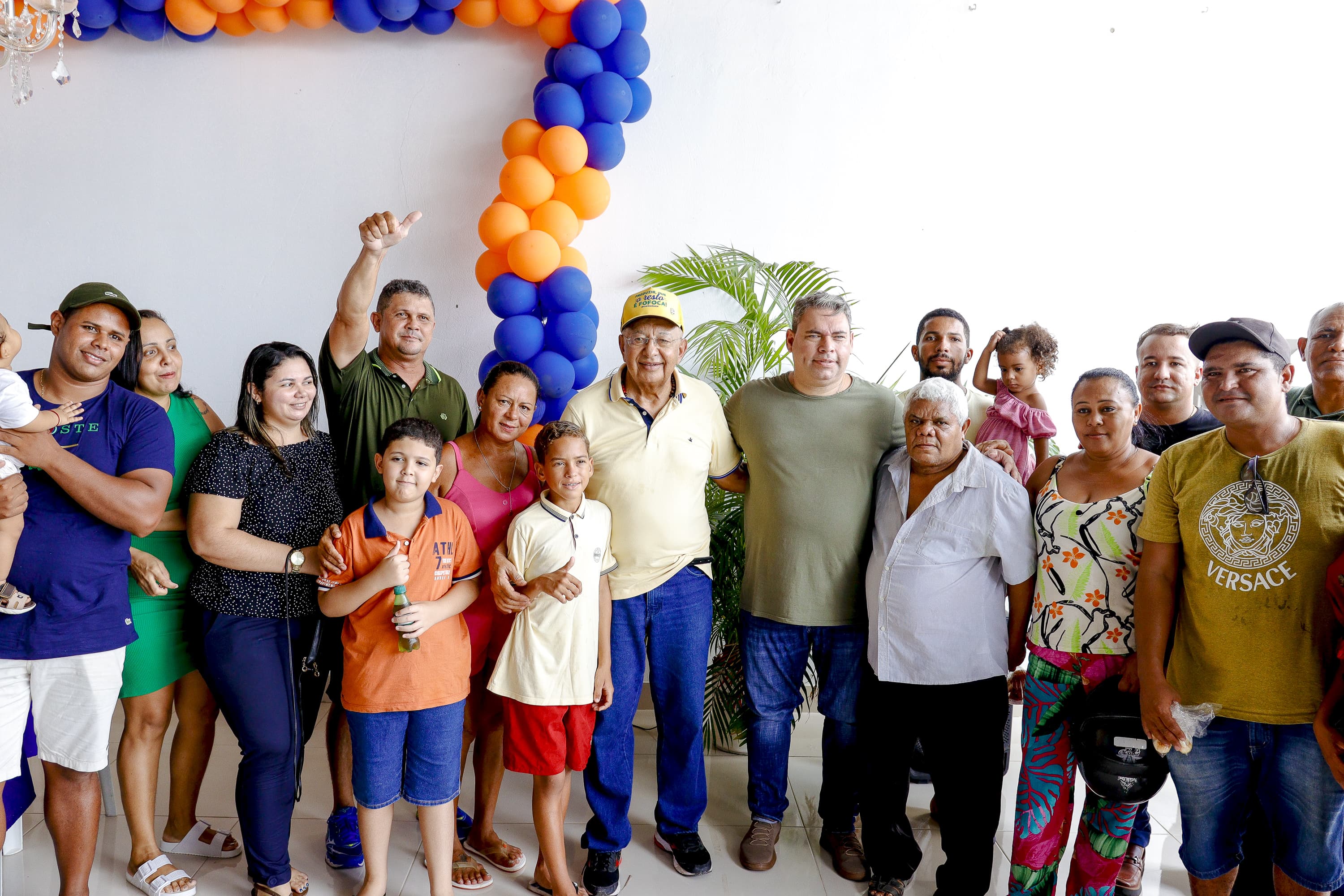 Prefeito de Teresina se reúne com lideranças comunitárias e moradores para ouviu reivindicações