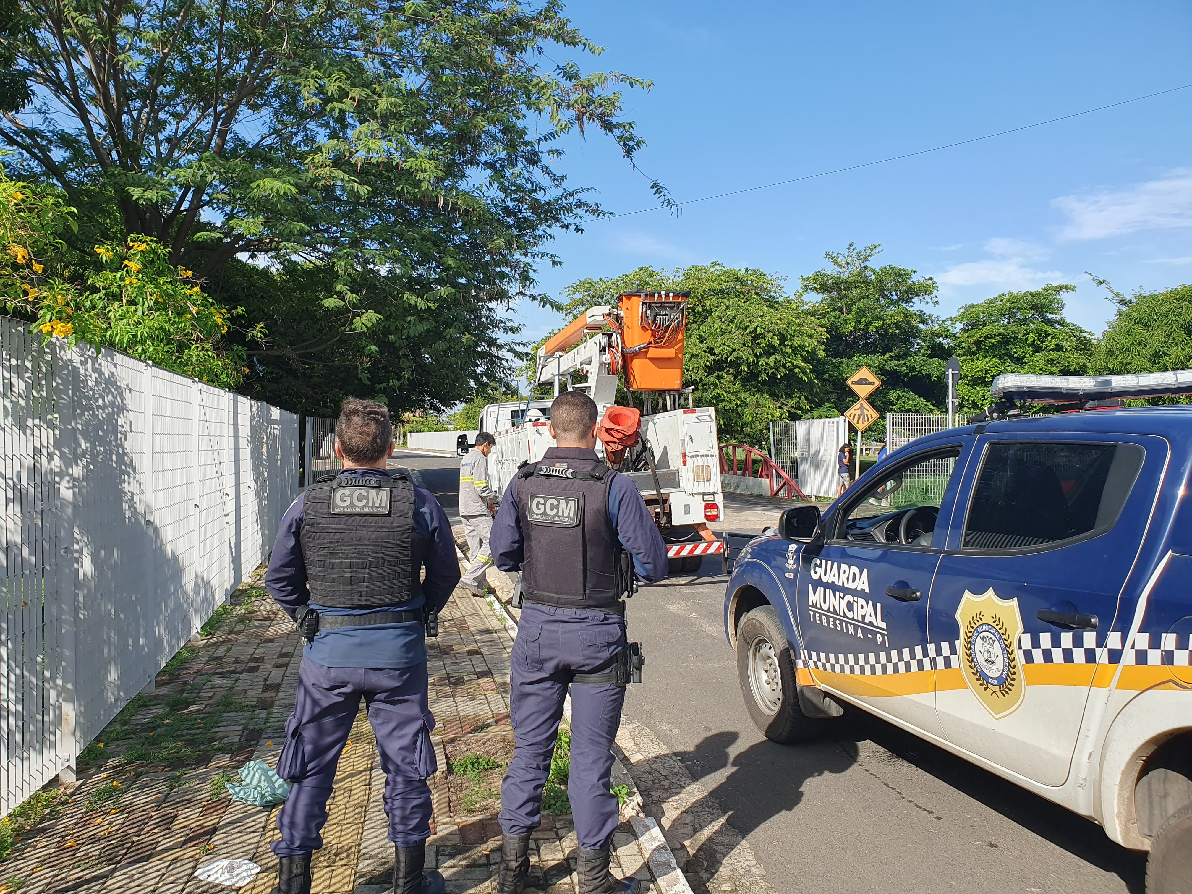 Prefeitura de Teresina inicia recuperação da iluminação pública do Parque Lagoas do Norte
