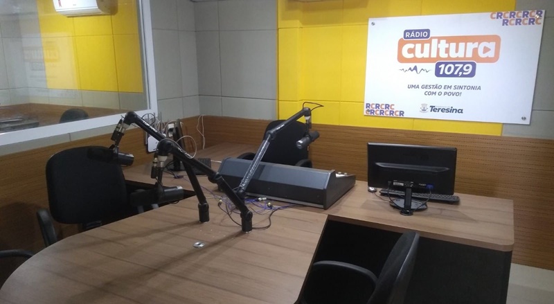 Nova programação esportiva da Rádio FM Cultura estreia em cobertura de jogo entre River Atlético Clube e Altos